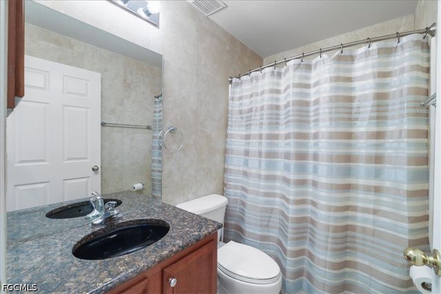 8141 Liriope LOOP, Lehigh Acres, FL 33972