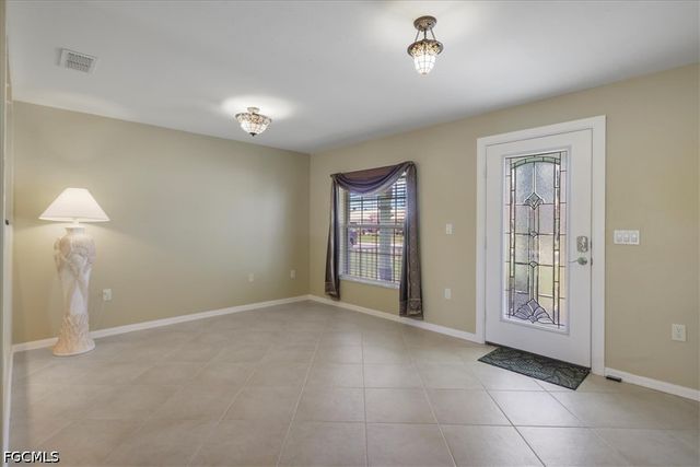 8141 Liriope LOOP, Lehigh Acres, FL 33972