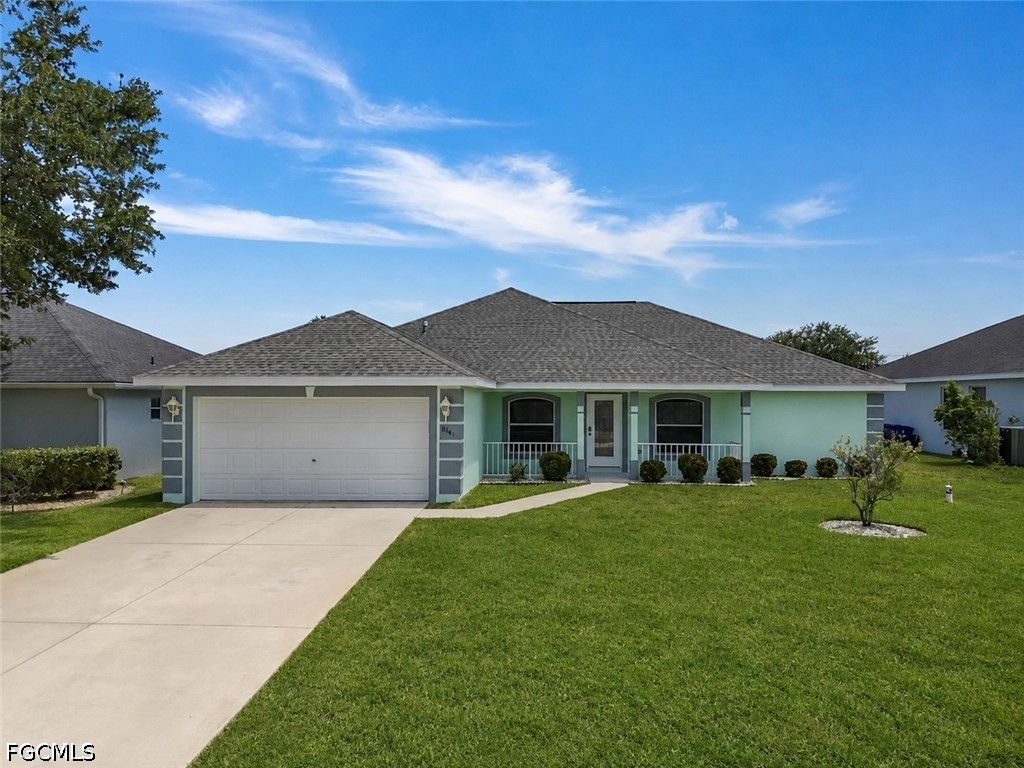 8141 Liriope LOOP, Lehigh Acres, FL 33972