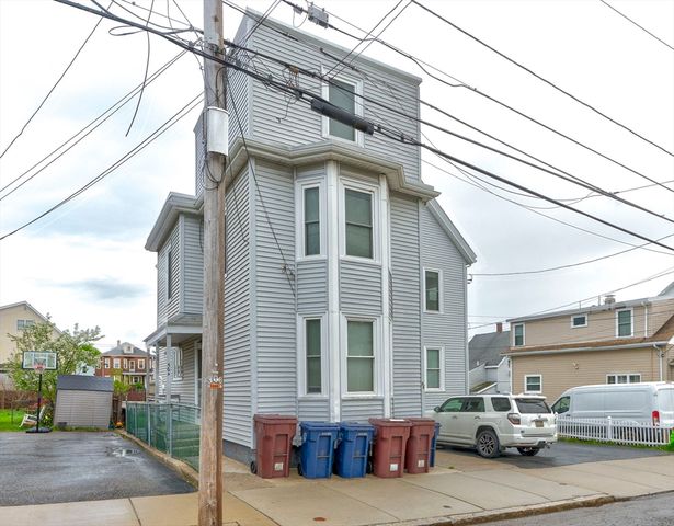 46 Wyllis Ave 2, Everett, MA 02149