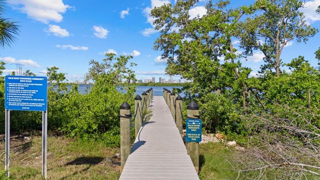 504 WHEATON TRENT PLACE, Tampa, FL 33619