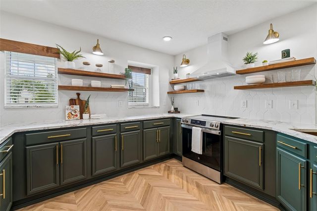 504 WHEATON TRENT PLACE, Tampa, FL 33619