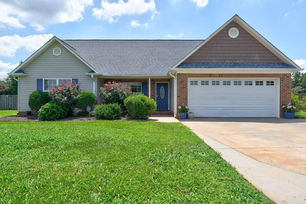 224 Metcalf Court, Spartanburg, SC 29306