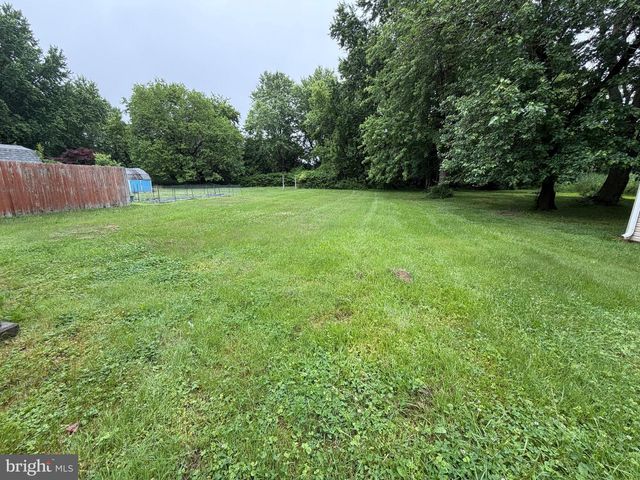 125 SIXTH AVE, Carneys Point, NJ 08069