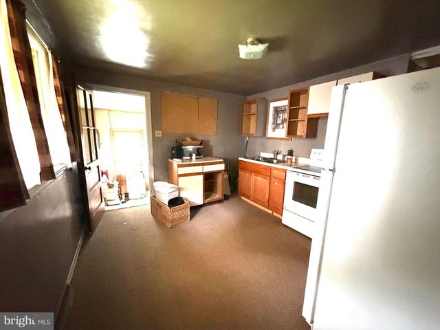125 SIXTH AVE, Carneys Point, NJ 08069