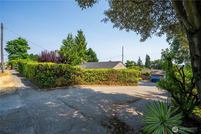 9802 35th Avenue SW, Seattle, WA 98126