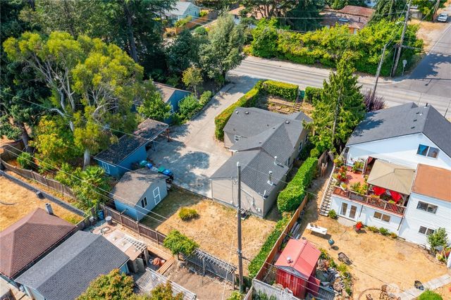 9802 35th Avenue SW, Seattle, WA 98126