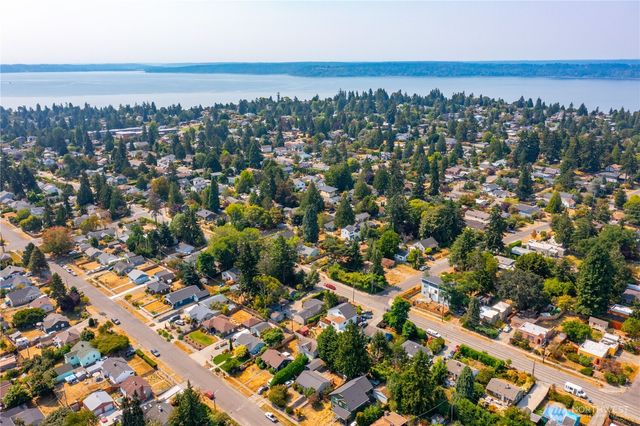 9802 35th Avenue SW, Seattle, WA 98126