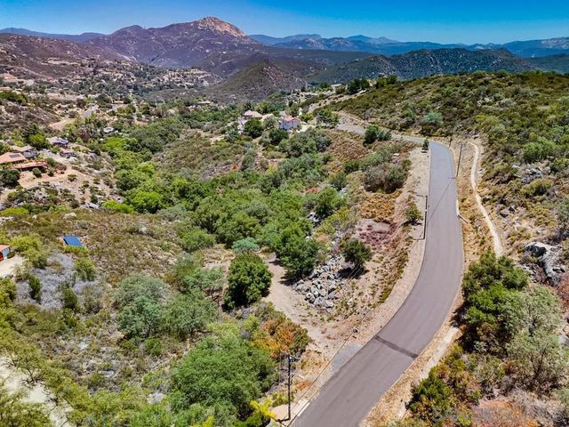Via Viejas Oeste, Alpine, CA 91901