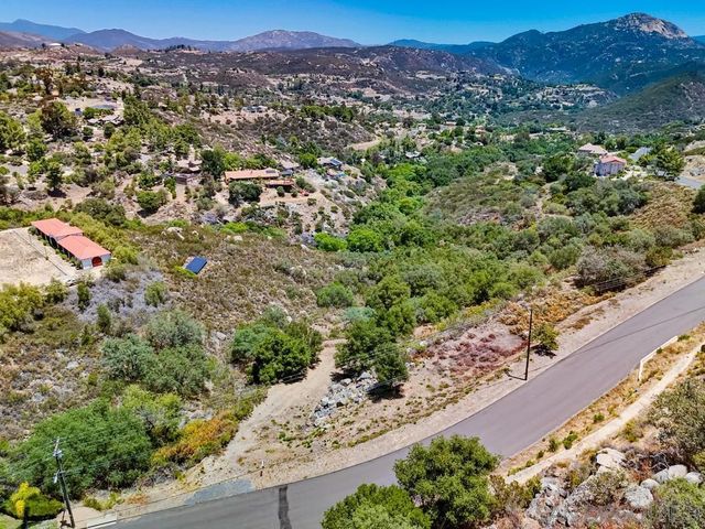 Via Viejas Oeste, Alpine, CA 91901