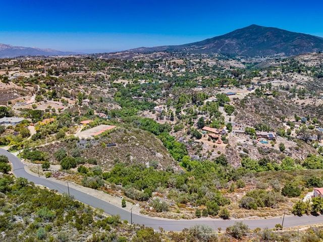 Via Viejas Oeste, Alpine, CA 91901
