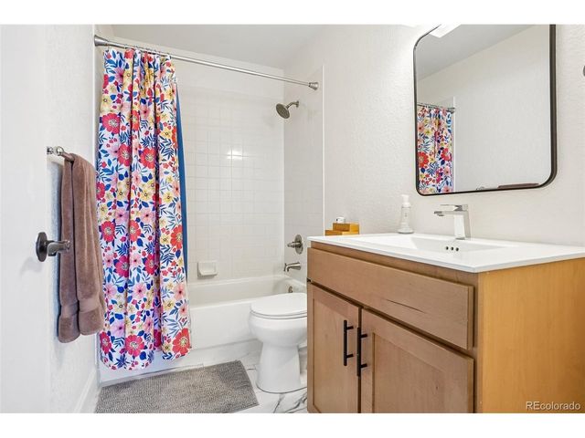 15860 W 66th Pl, Arvada, CO 80007