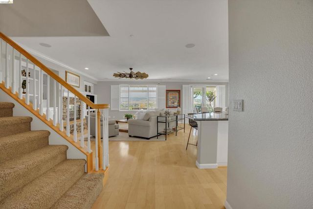 179 E Country Club Dr, Brentwood, CA 94513