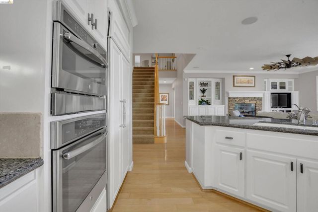 179 E Country Club Dr, Brentwood, CA 94513
