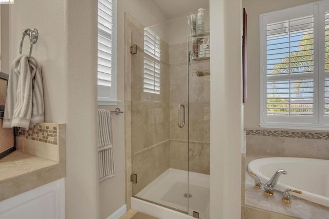 179 E Country Club Dr, Brentwood, CA 94513