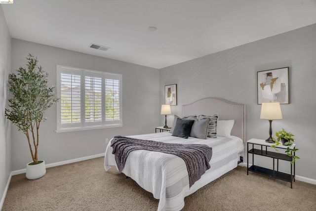 179 E Country Club Dr, Brentwood, CA 94513