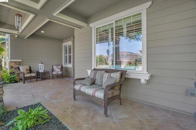 179 E Country Club Dr, Brentwood, CA 94513