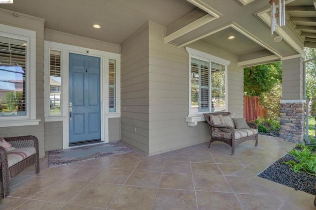 179 E Country Club Dr, Brentwood, CA 94513