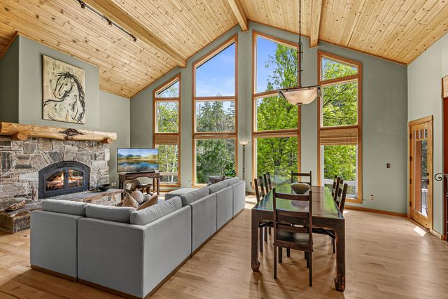 545 Conifer Way, Ashland, OR 97520