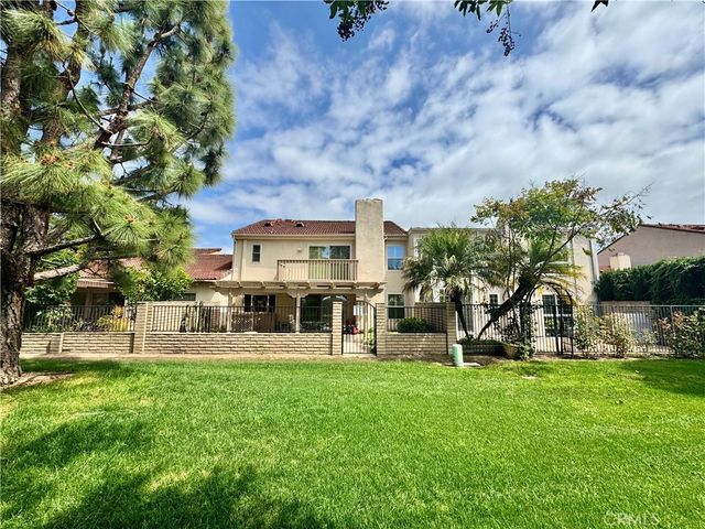 4 Mandrake Way, Irvine, CA 92612