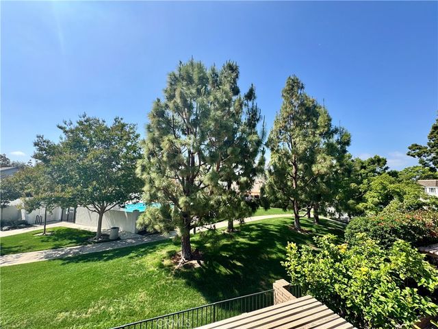 4 Mandrake Way, Irvine, CA 92612