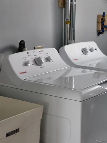 4662 N Lapeer Road, Columbiaville, MI 48421