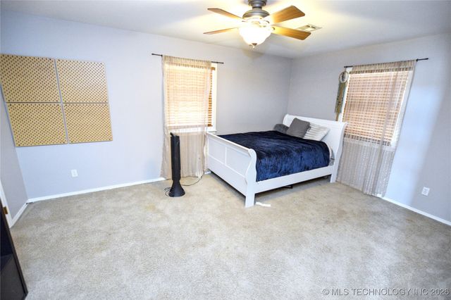 8657 N Hwy 10, Tahlequah, OK 74464