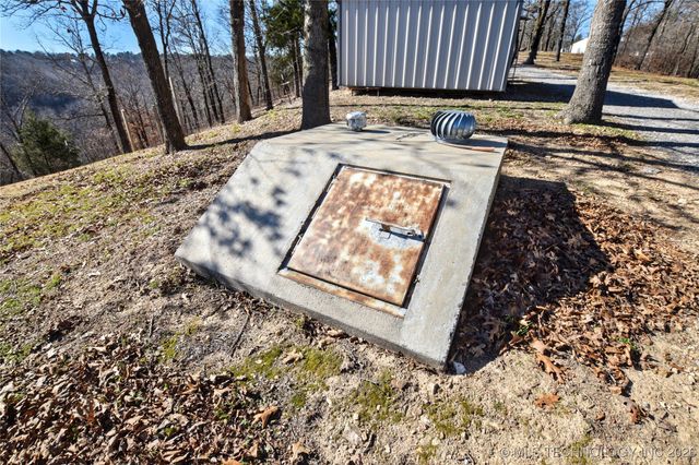 8657 N Hwy 10, Tahlequah, OK 74464