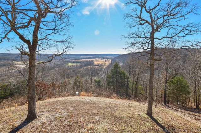 8657 N Hwy 10, Tahlequah, OK 74464