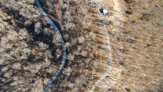 8657 N Hwy 10, Tahlequah, OK 74464