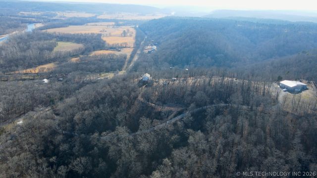 8657 N Hwy 10, Tahlequah, OK 74464