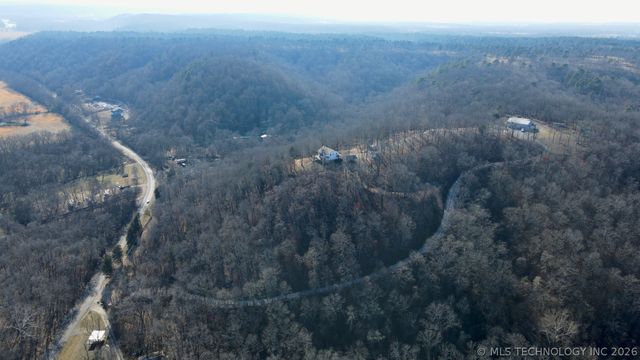 8657 N Hwy 10, Tahlequah, OK 74464