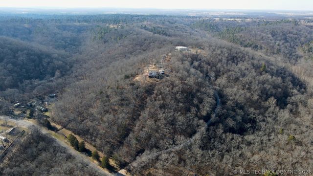 8657 N Hwy 10, Tahlequah, OK 74464