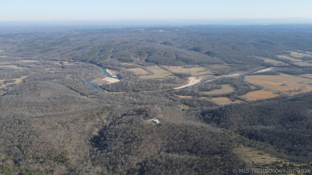 8657 N Hwy 10, Tahlequah, OK 74464