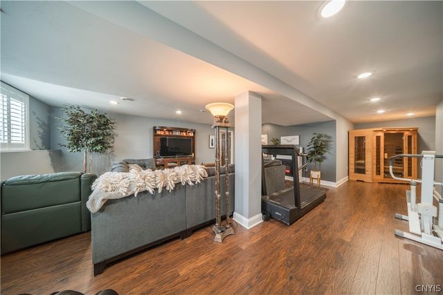 16 Laurens Way, Lysander, NY 13027