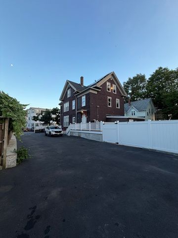 35 Florance St 2, Brockton, MA 02301