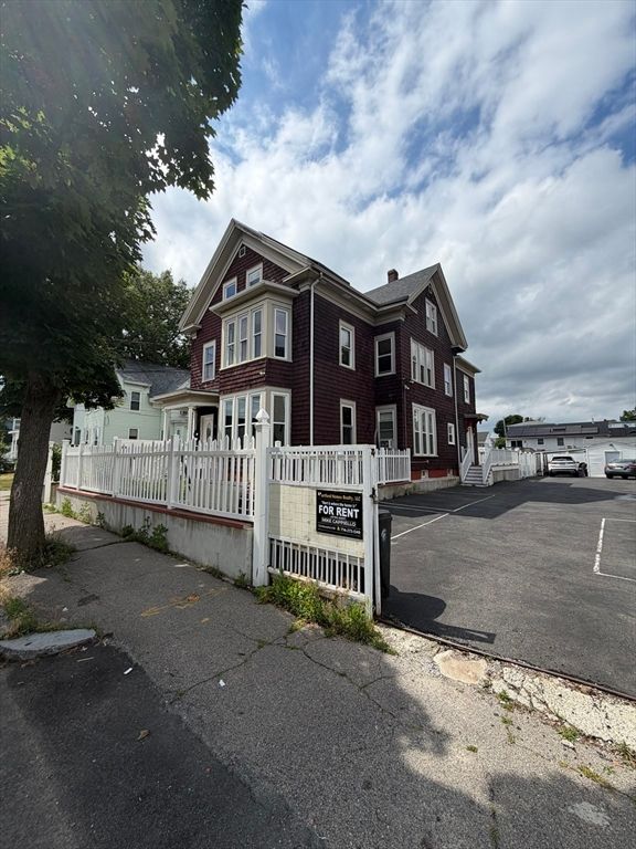 35 Florance St 2, Brockton, MA 02301