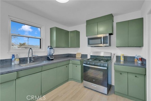 1814 E Avenue Q10, Palmdale, CA 93550