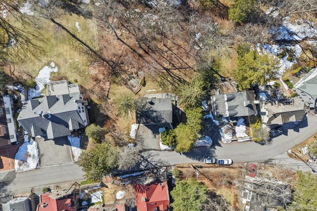 56 Clubhouse Road, Tuxedo Park, NY 10987