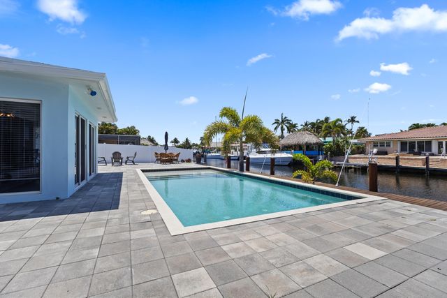 2333 SE 11TH Street, Pompano Beach, FL 33062