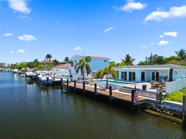 2333 SE 11TH Street, Pompano Beach, FL 33062