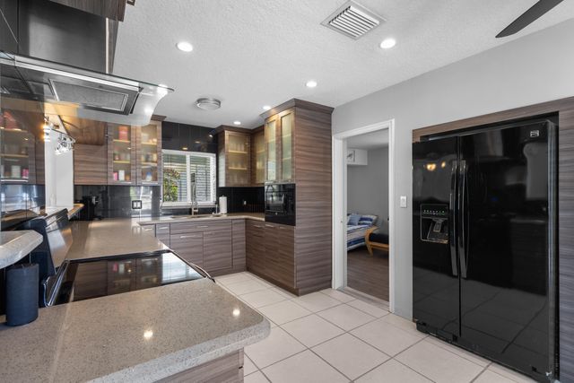 2333 SE 11TH Street, Pompano Beach, FL 33062