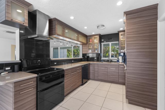 2333 SE 11TH Street, Pompano Beach, FL 33062