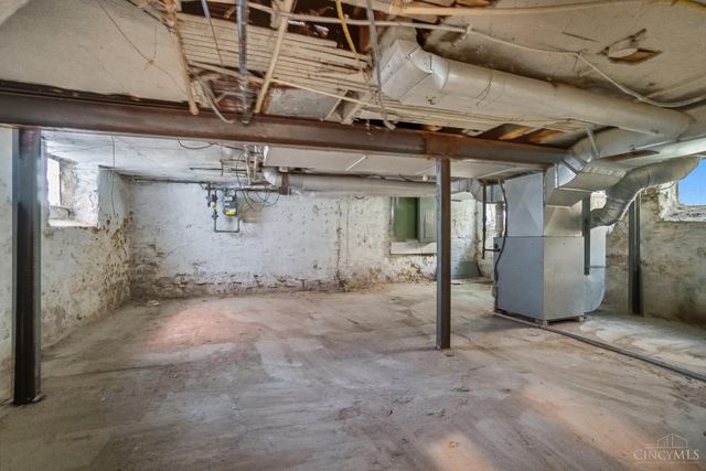 3121 Harvard Avenue, Cincinnati, OH 45207