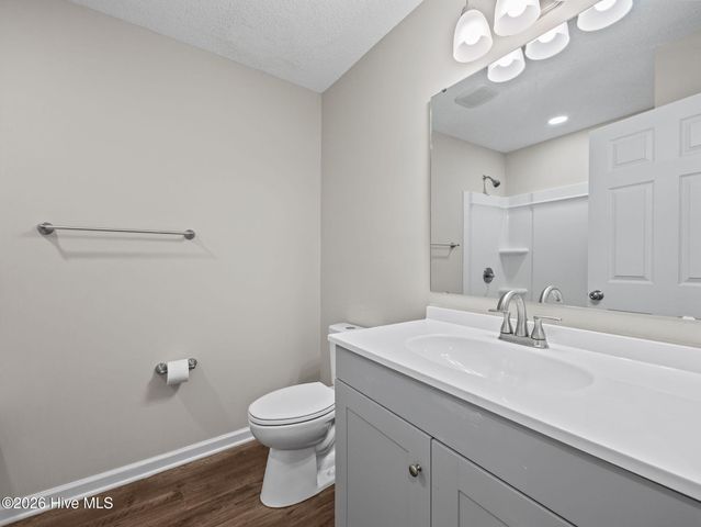 404 Maplehurst Drive, Jacksonville, NC 28540