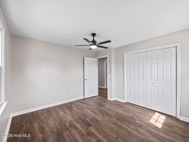 404 Maplehurst Drive, Jacksonville, NC 28540