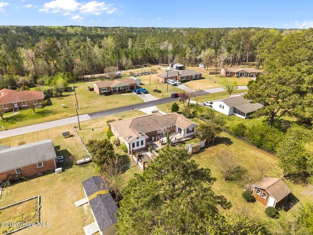 404 Maplehurst Drive, Jacksonville, NC 28540
