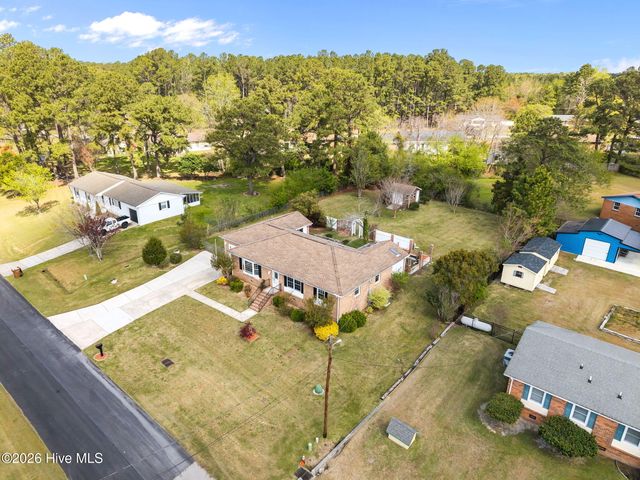 404 Maplehurst Drive, Jacksonville, NC 28540