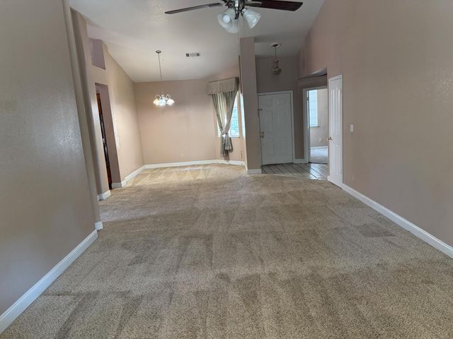 1878 Meadowlark Way, Yuba City, CA 95993