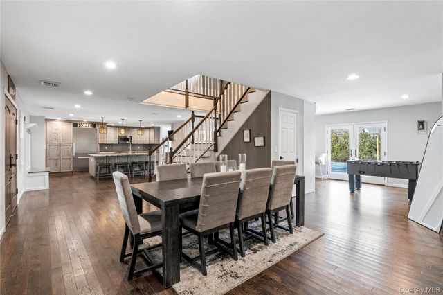 24 Twin River Drive, Oakdale, NY 11769